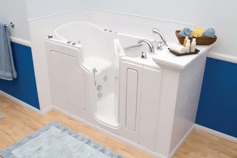 Transform Your Bathroom with Professional Tub-to-Walk-In Shower Conversion in Farmington Hills, MI