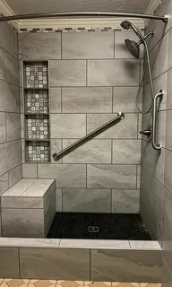 Transform Your Bathroom with Expert Tub-to-Walk-In Shower Conversion in Farmington, MI